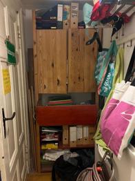 Verschenke IKEA-Regal mit Schrank
