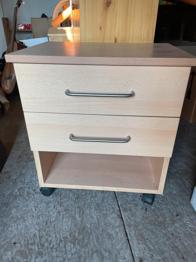 Rollcontainer Kastl zu verschenken