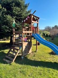 Spielturm zu verschenken