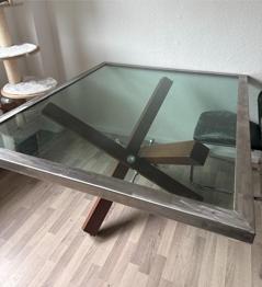 Großer Designer Tisch zu verschenken
