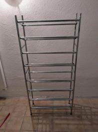 silbernes Schuhregal zu verschenken