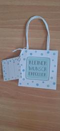 kleine Geschenktüte