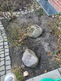 Gartensteine, Steine