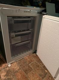 Zu Verschenken Gefrierfach aus einer Einbauküche