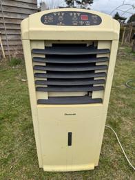 Mobiles Klimagerät von Duracraft AMD-50E (8000 BTU) - Defekt