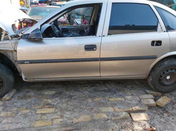 verschenke Auto und teile