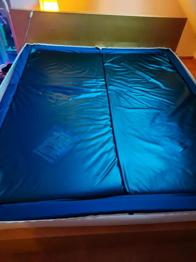 Wasserbett zu verschenken