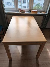 ausziehbarer Esstisch zu verschenken