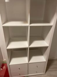 Ein schöner Allzweckschrank zu verschenken