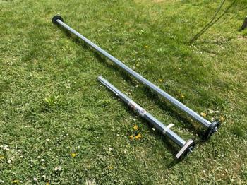 Zwei Rollladenwellen neuwertig zu verschenken