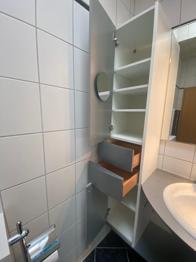 Bademöbel-Set incl. Waschtischanlage, Spiegel+Beleuchtung+Zubehör